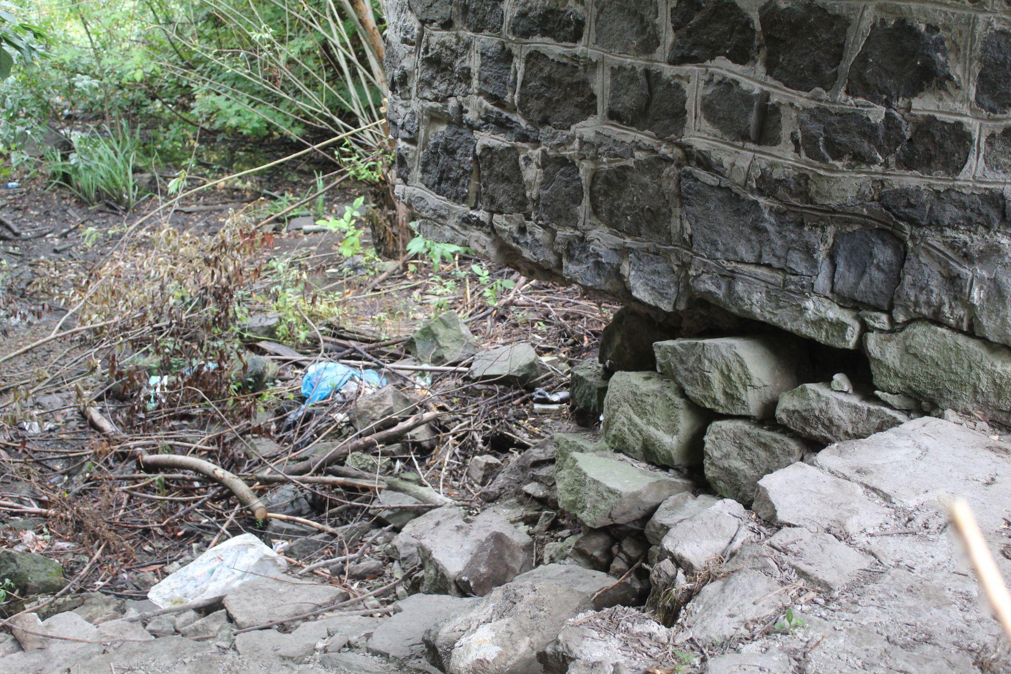 Новини Козятина - фото з «Пишіть ще за той міст, інакше дочекаємося, що на греблі машина впаде»