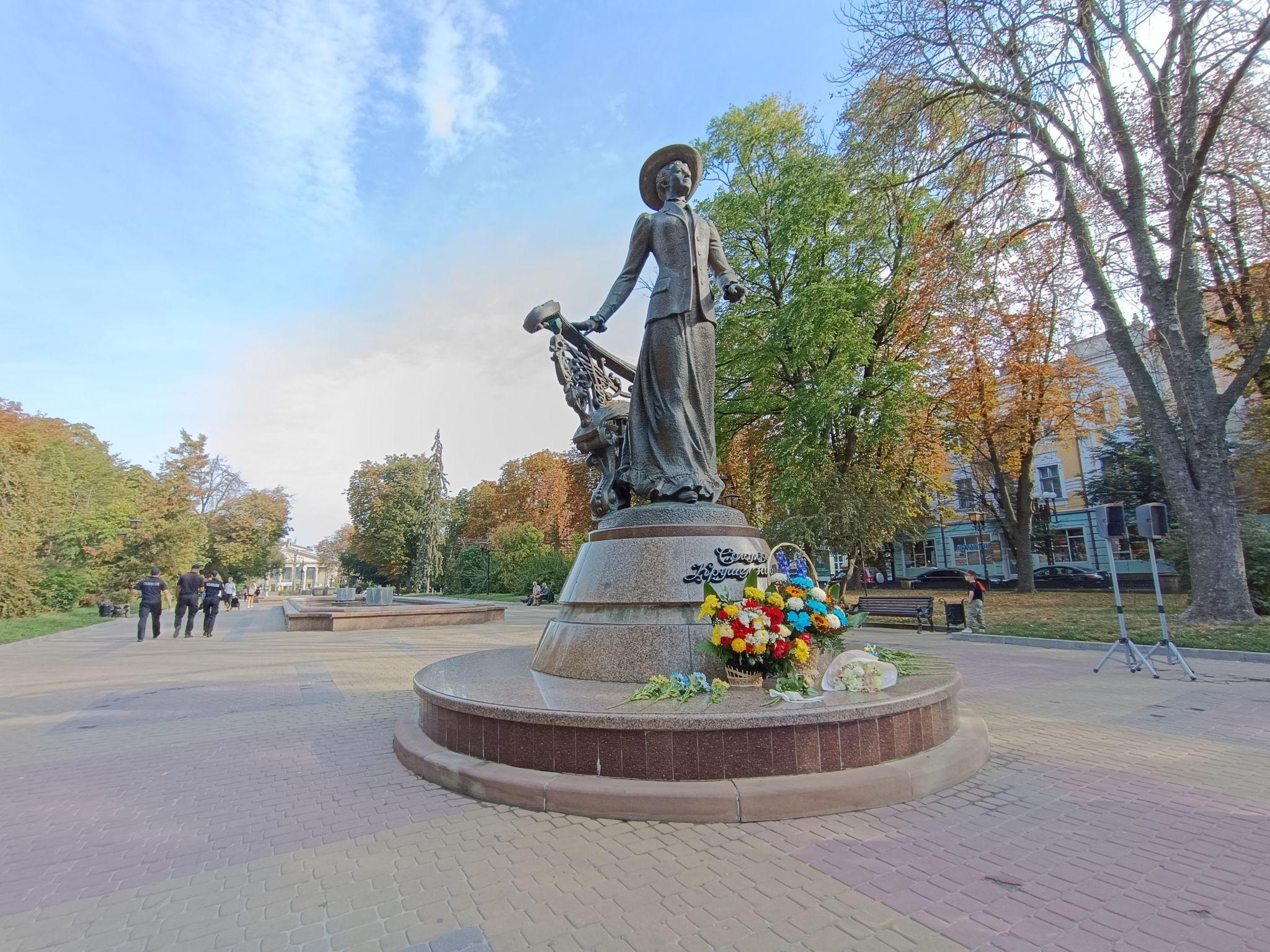 Новини Тернополя - фото з У Тернополі відзначили 151-річницю від дня народження Соломії Крушельницької: фоторепортаж