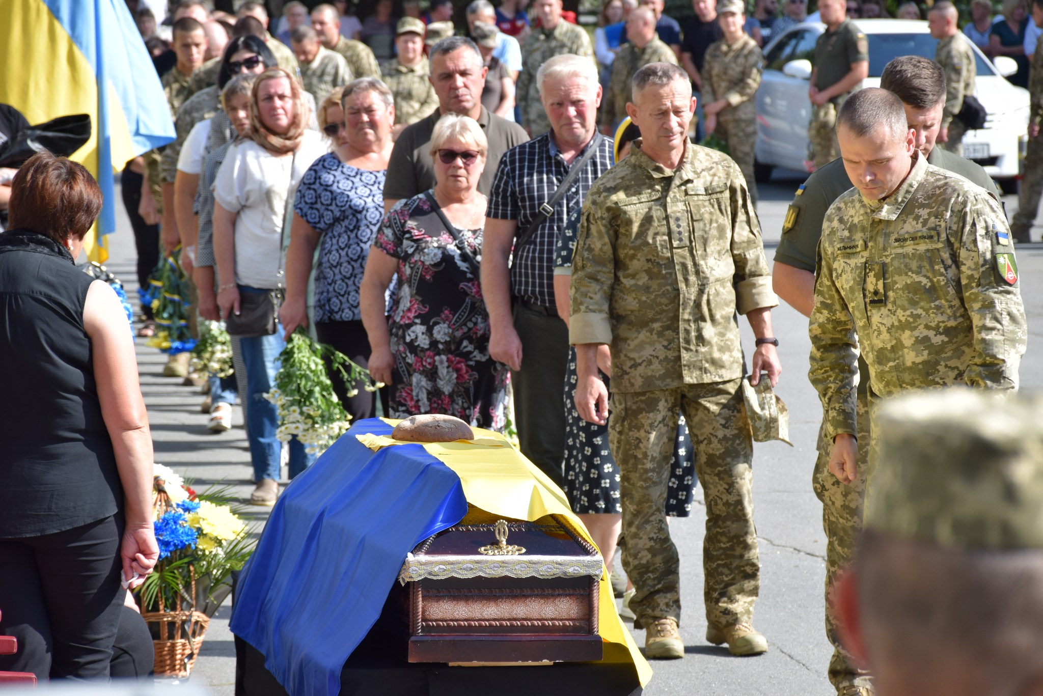 Новини Хмельницького - фото з Їм було 24 і 39 років. Загинули двоє військових з Хмельниччини Возможно, это изображение текст