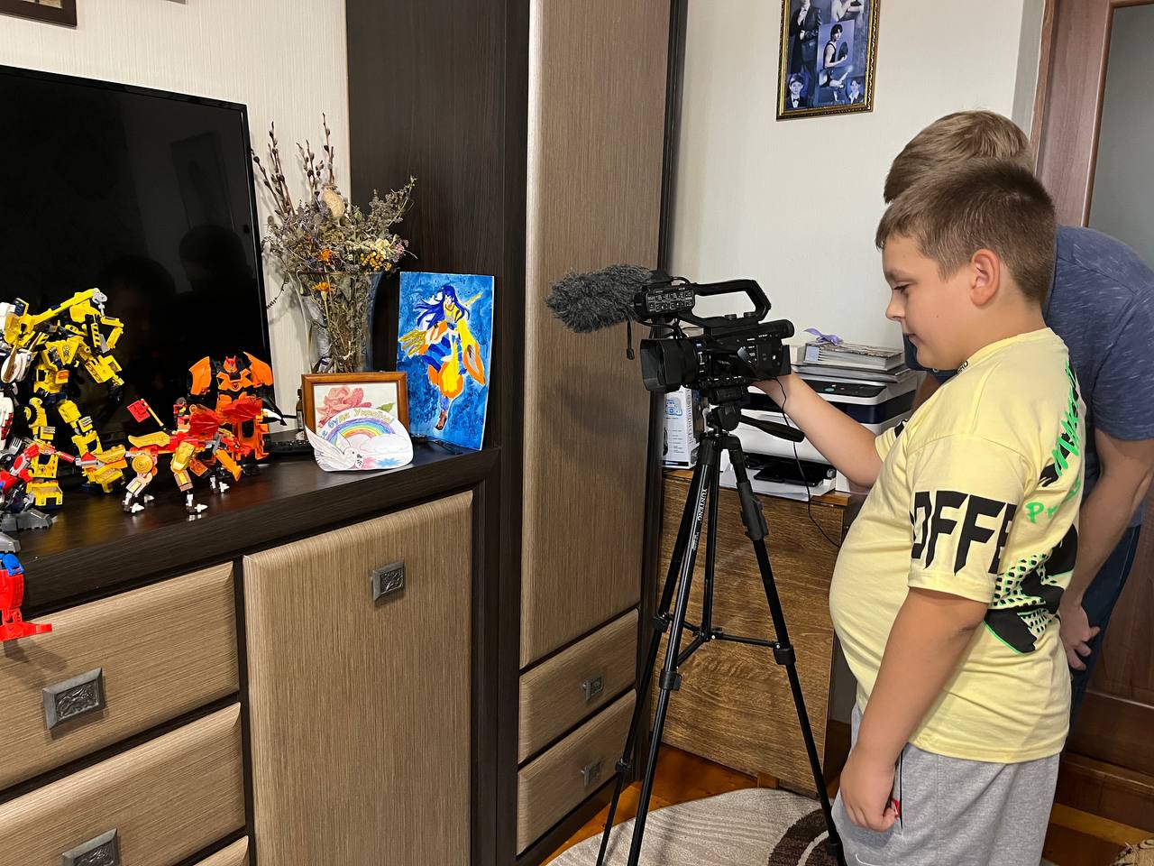 Новини Тернополя - фото з Президенте, врятуйте тата з полону! 10-річний Марк з Маріуполя просить допомоги у Володимира Зеленського