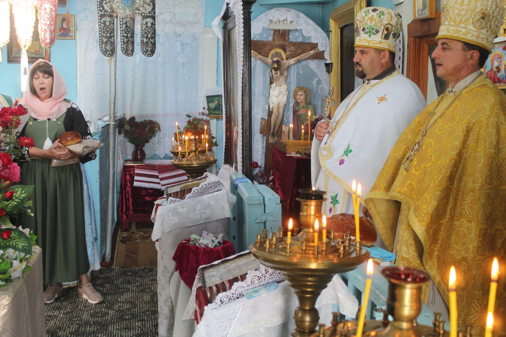 Новини Козятина - фото з Мешканці Іванковець відзначили подвійне свято