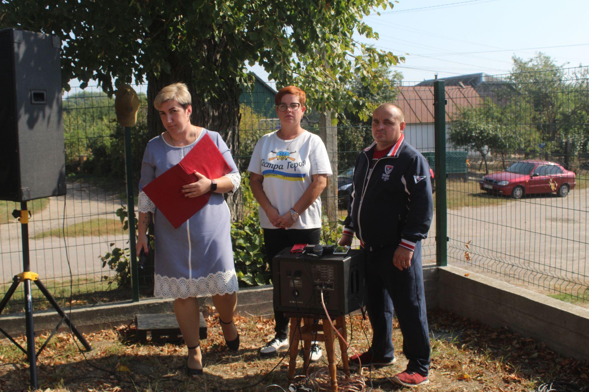 Новини Козятина - фото з В Іванківцях поставили пам’ятник загиблим воїнам