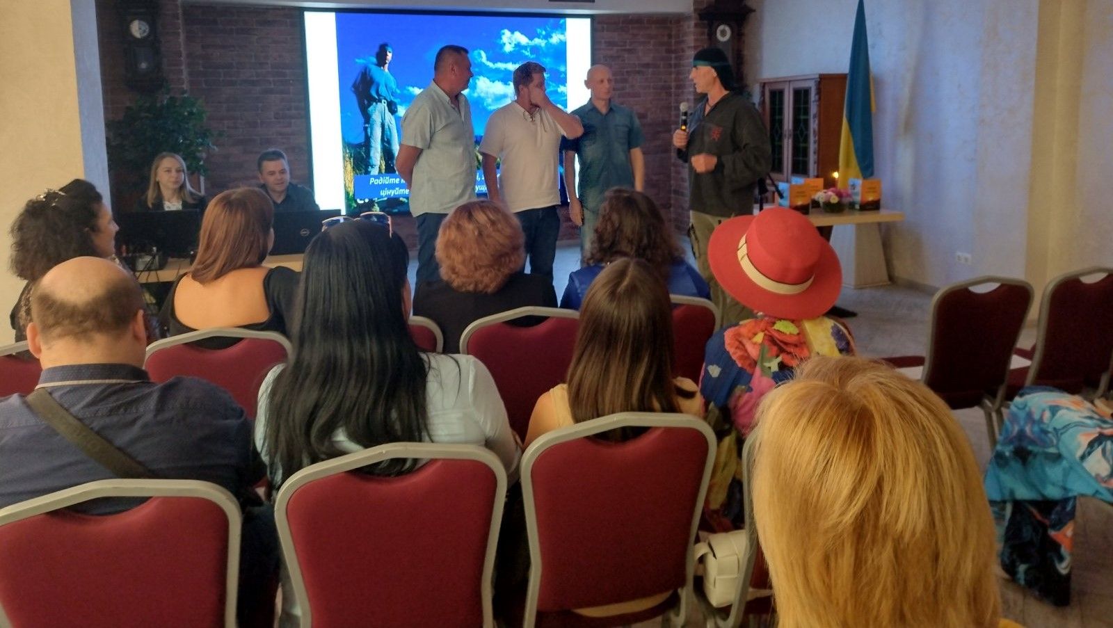 Новини Вінниці - фото з Він бачився з канібалами, дикими племенами, на яхті перейшов Атлантичний океан. Зустріч з незвичайною людиною