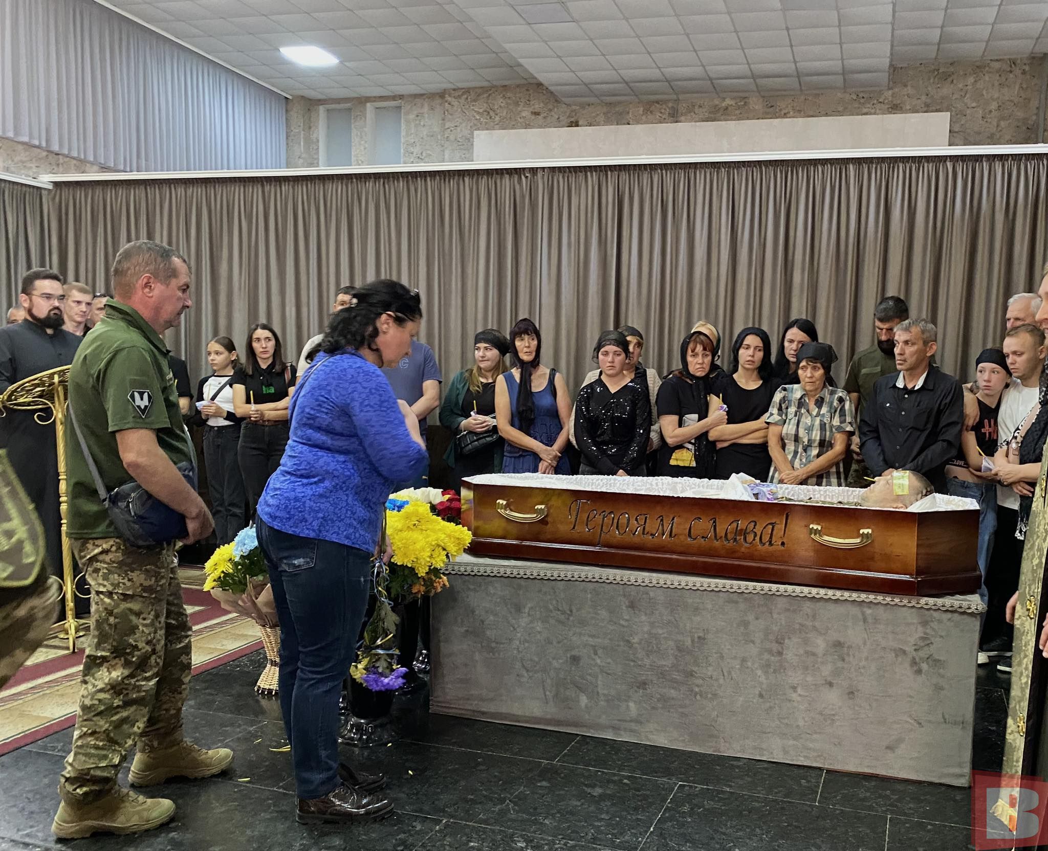 Новини Хмельницького - фото з Залишилося двоє дітей. Хмельничани попрощалися із розвідником Владиславом Лахманюком