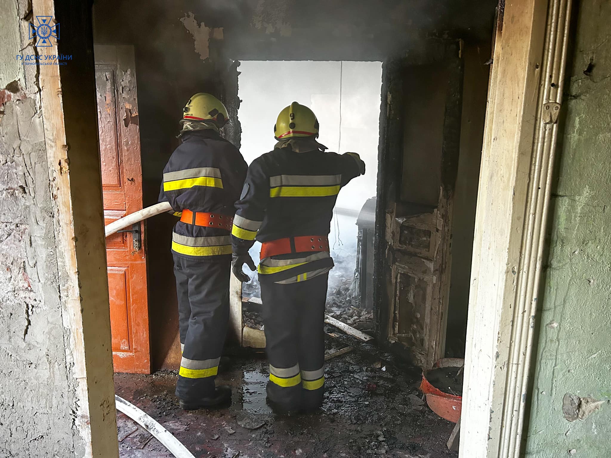 Новини Тернополя - фото з У Бучачі горів житловий будинок