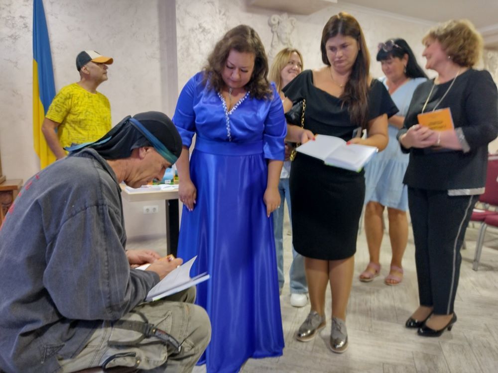 Новини Вінниці - фото з Він бачився з канібалами, дикими племенами, на яхті перейшов Атлантичний океан. Зустріч з незвичайною людиною