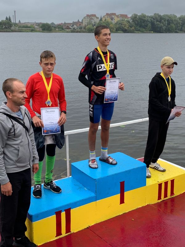 Новини Тернополя - фото з Юні тернопільські веслувальники успішно виступили на International Lviv Regata