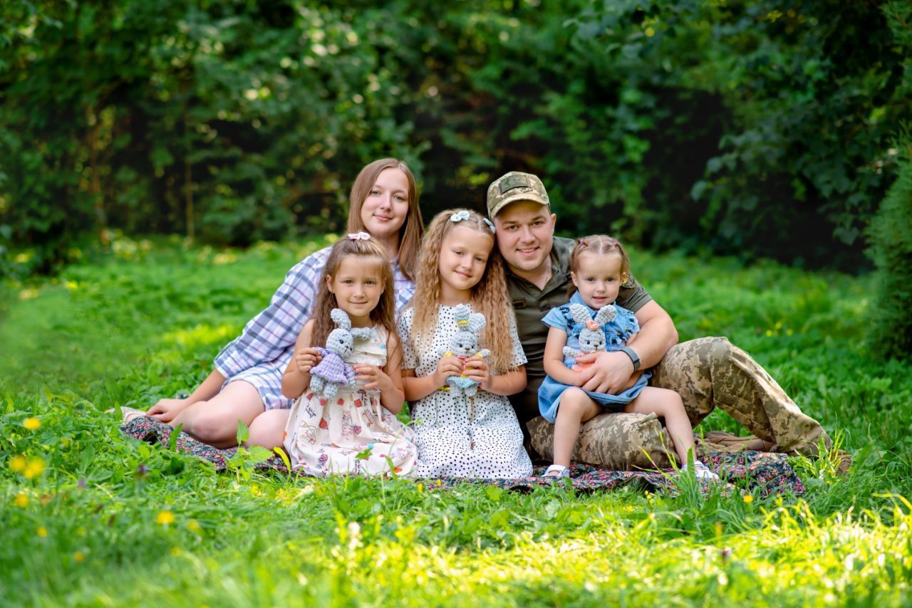 Новини Вінниці - фото з «Артем врятував двох дівчаток». У військового, який на фронті, згоріла хата під Вінницею