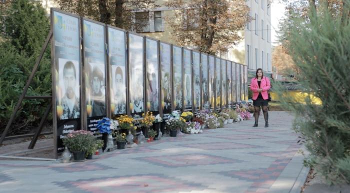 Новини Тернополя - фото з «Бачу, як у них розправляються плечі». Благодійники об’єдналися у проєкт «Діти Янголів» та дбають про родини загиблих військових