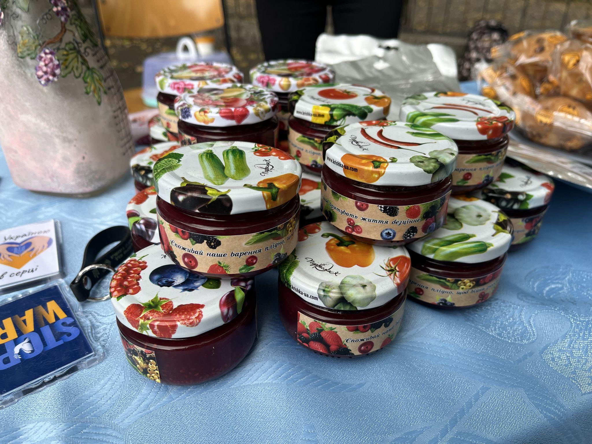 Новини Тернополя - фото з На благодійному концерті у Тернополі збирали кошти на «очі для ЗСУ»