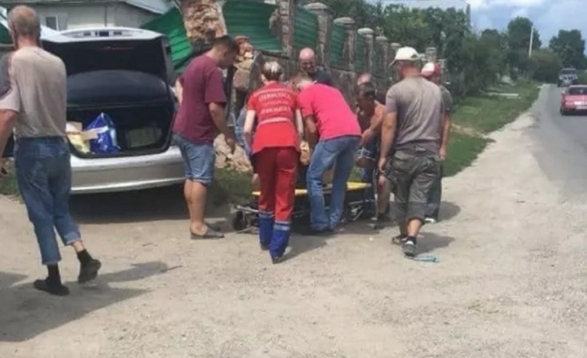 Новини Тернополя - фото з Вдруге за тиждень: в Ігровиці знову перекинулась фура з буряками