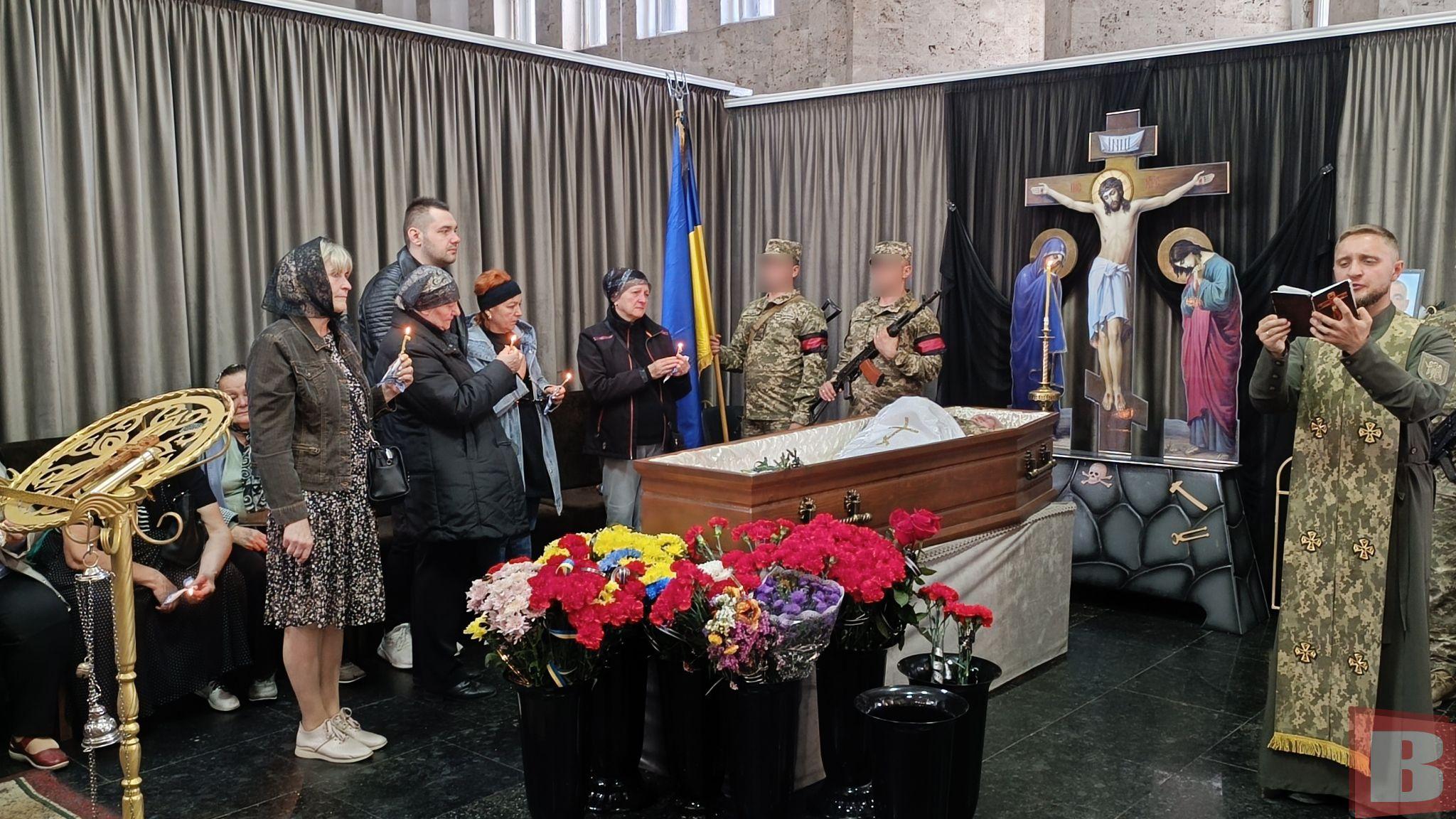 Новини Хмельницького - фото з У Хмельницькому попрощалися з військовим Валерієм Дубенюком (РЕПОРТАЖ)