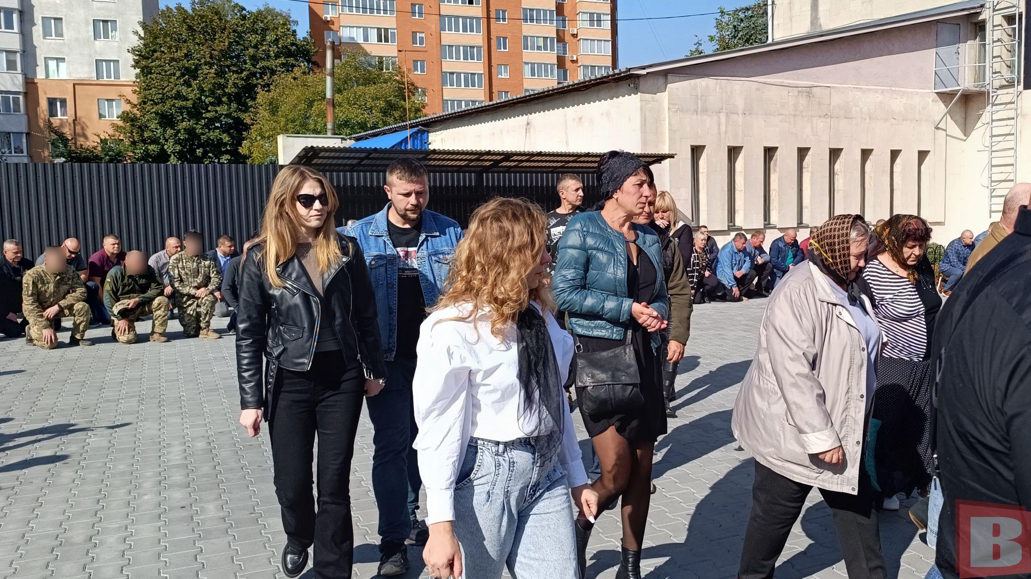 Новини Хмельницького - фото з У Хмельницькому попрощалися з військовим Валерієм Дубенюком (РЕПОРТАЖ)