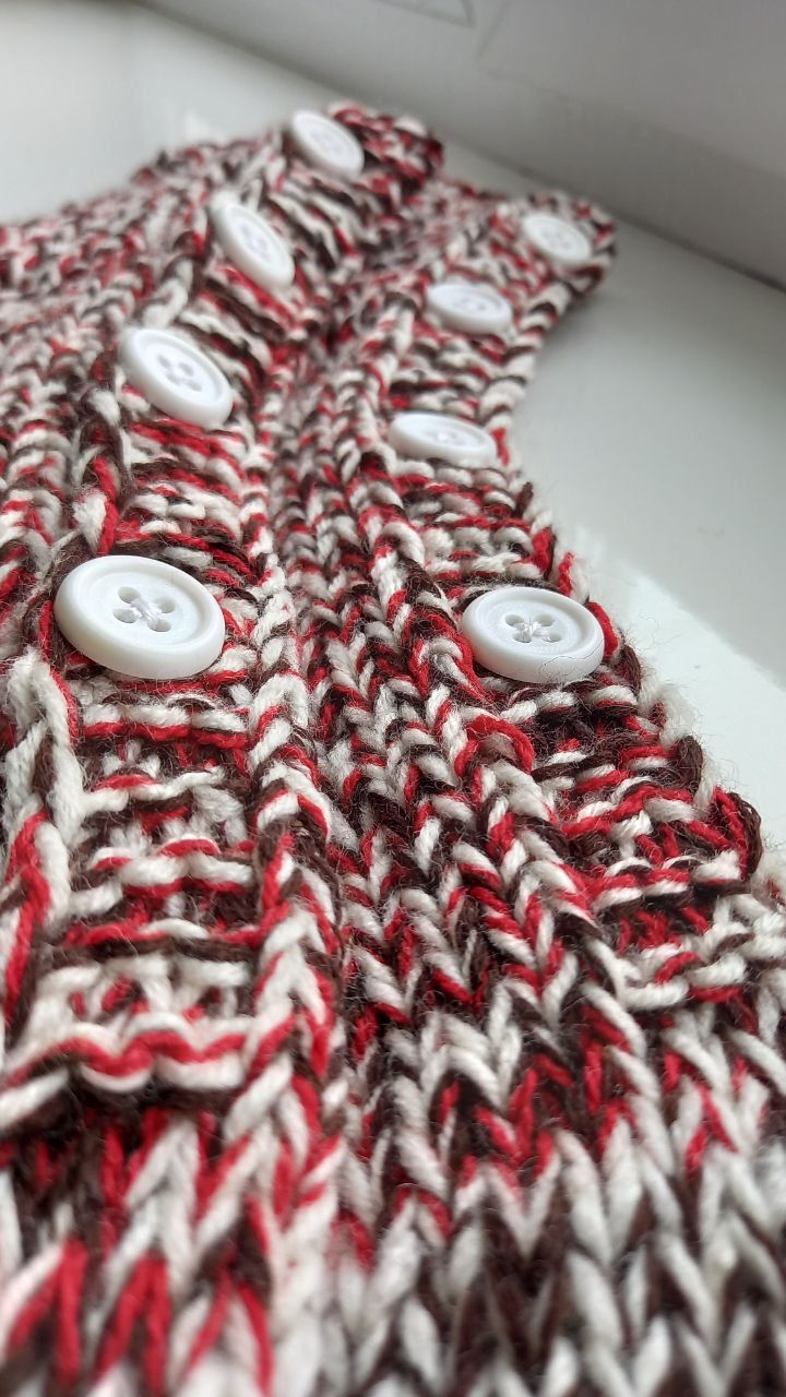 Новини Тернополя - фото з На липучках та зав’язках: «Швейна рота» у Тернополі створює адаптивний одяг для поранених бійців