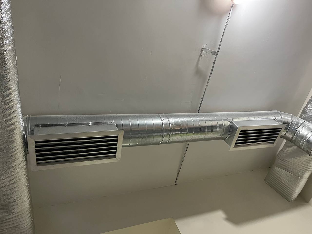 Новини Тернополя - фото з Мають проектори та зони відпочинку: ми побували в трьох шкільних укриттях Тернополя