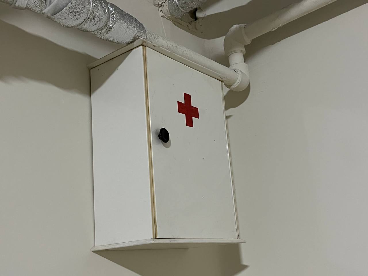 Новини Тернополя - фото з Мають проектори та зони відпочинку: ми побували в трьох шкільних укриттях Тернополя