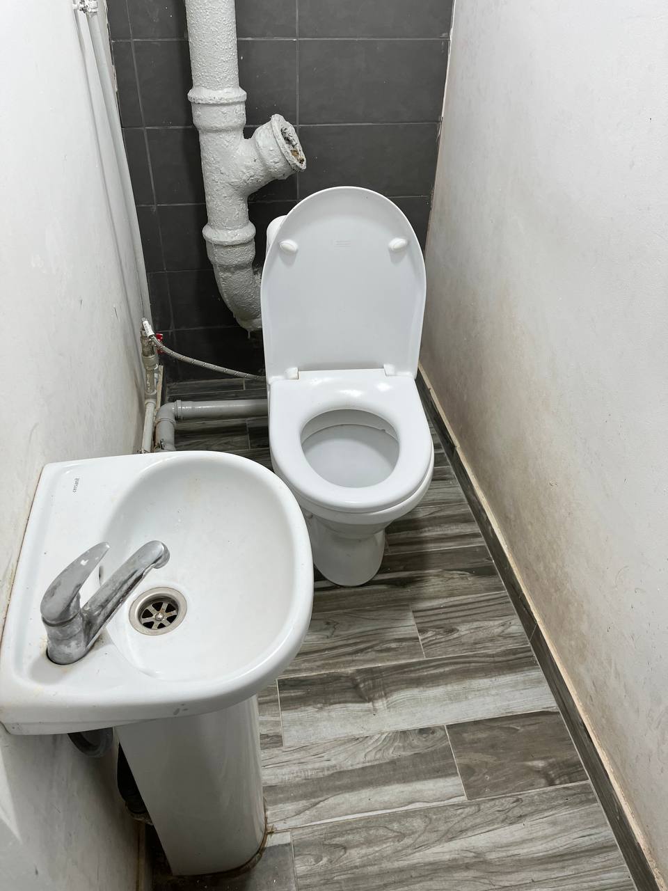 Новини Тернополя - фото з Мають проектори та зони відпочинку: ми побували в трьох шкільних укриттях Тернополя