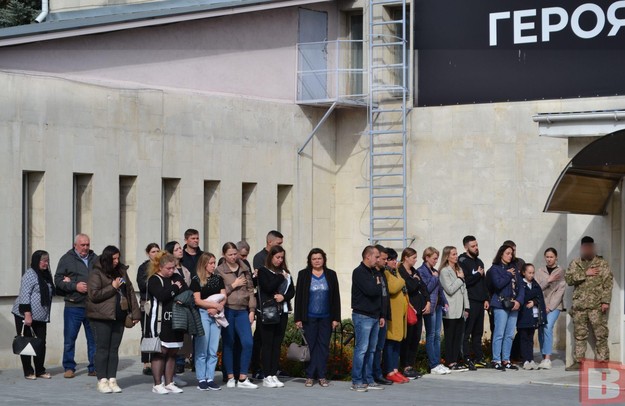 Новини Хмельницького - фото з “Повернувся з-за кордону, щоб захищати”. Попрощались з 32-річним Максимом Дячуком