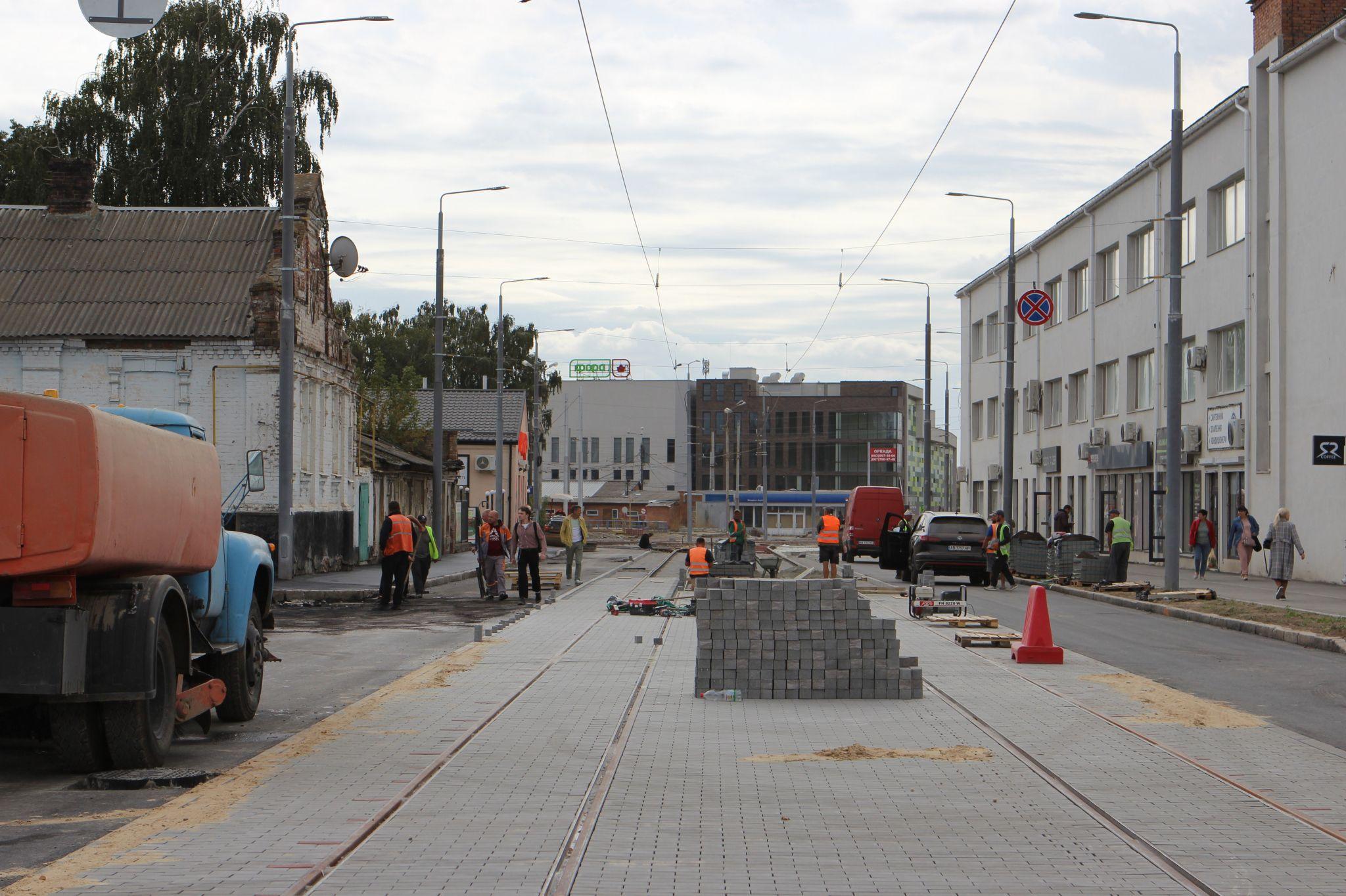 Новини Вінниці - фото з Трамвайні колії прокладені вздовж всієї вулиці: як виглядає реконструкція на Батозькій