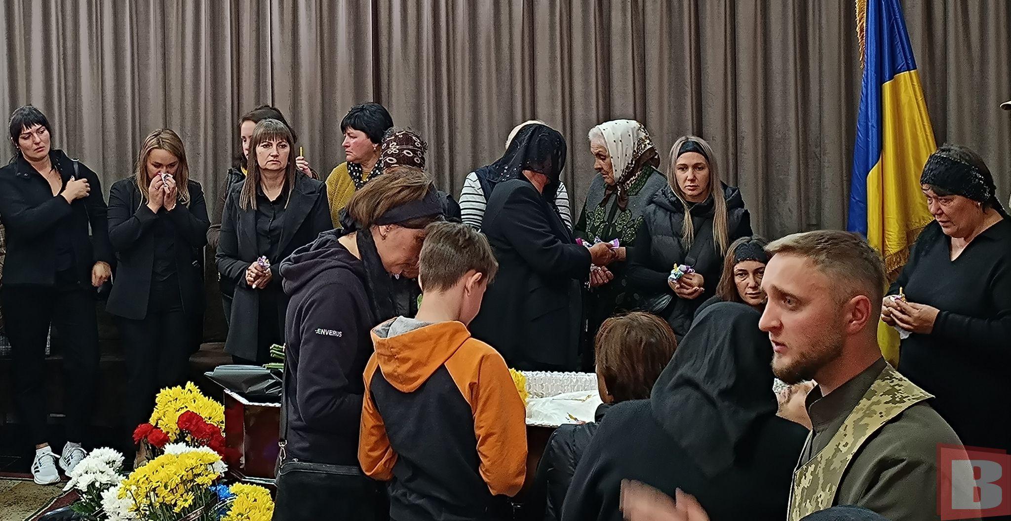 Новини Хмельницького - фото з “Повернувся з-за кордону, щоб захищати”. Попрощались з 32-річним Максимом Дячуком