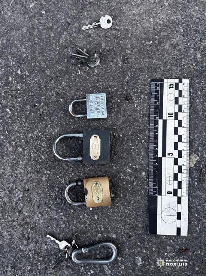 Новини Вінниці - фото з У Хмільнику жінка катувала свого 12-річного сина — била, мучила та садила на ланцюг