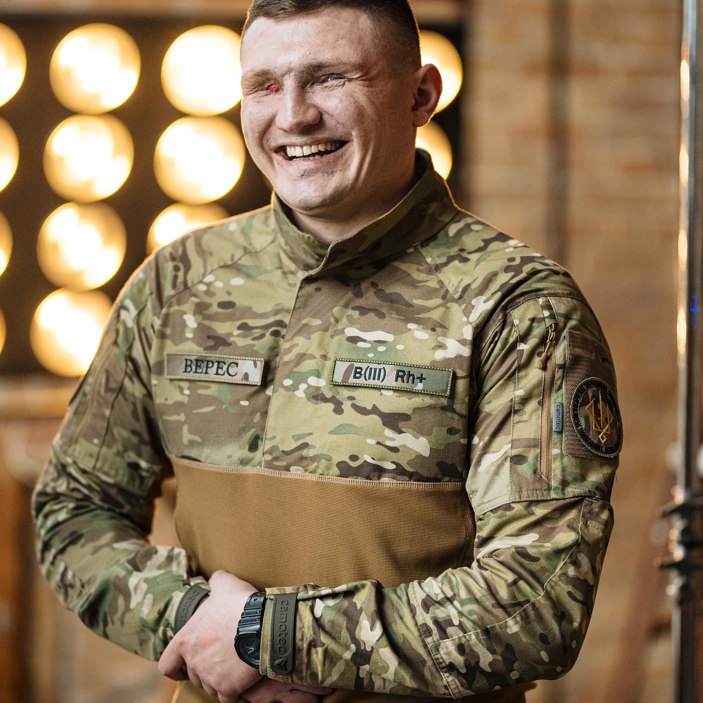 Новини Вінниці - фото з «Я зробив те, що мав би зробити кожен чоловік». Незламний: втратив зір на війні, але каже, що щасливий