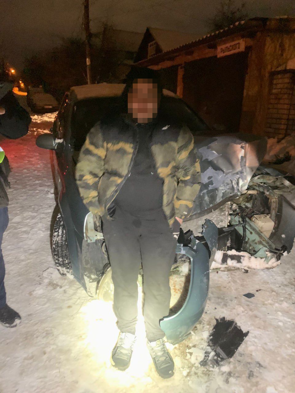 Новини Вінниці - фото з Нетверезий вінничанин на викраденому авто протаранив дві автівки