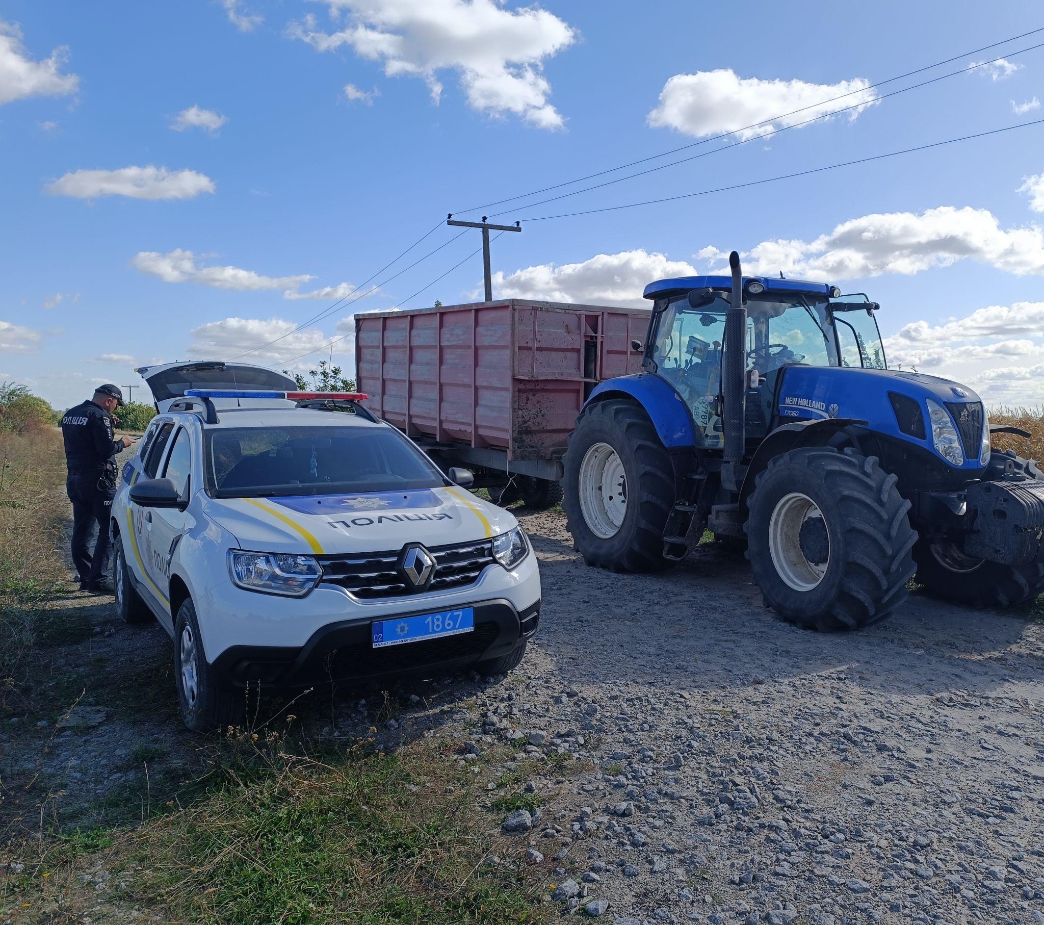 Новини Козятина - фото з Небезпечний виклик та остограмлений тракторист: один день з офіцером Махнівської громади