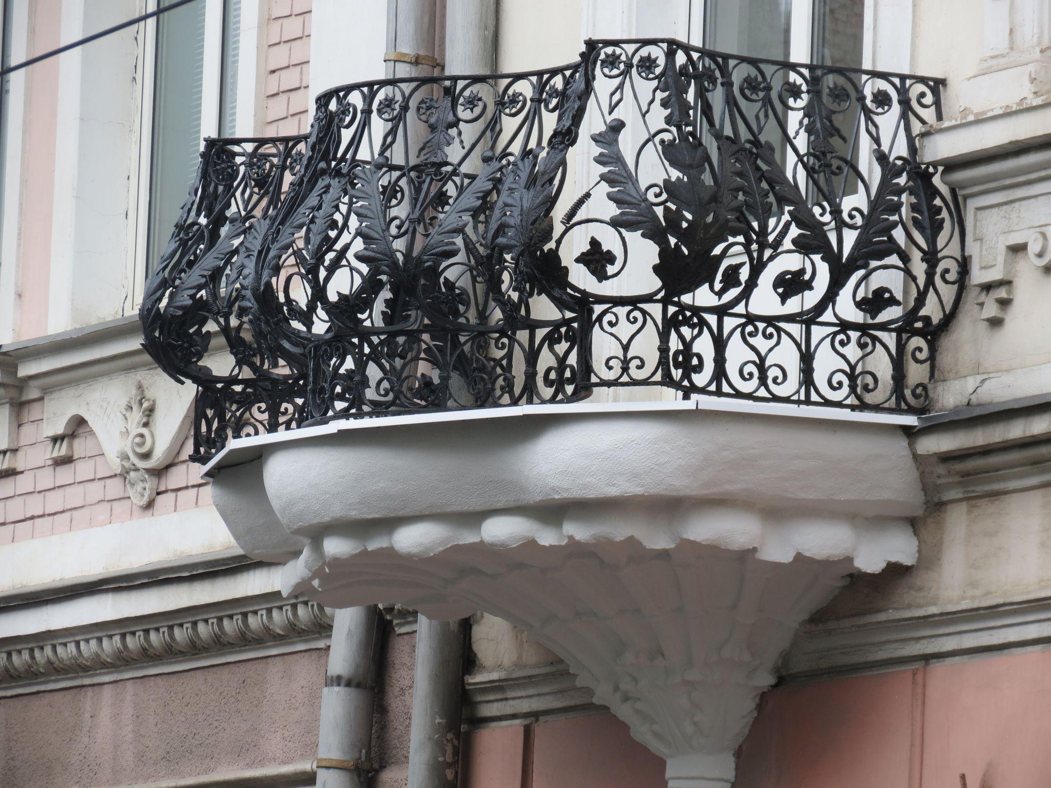 Новини Тернополя - фото з Реставрація за 300 тисяч: як виглядають оновлені балкони центральної міської бібліотеки