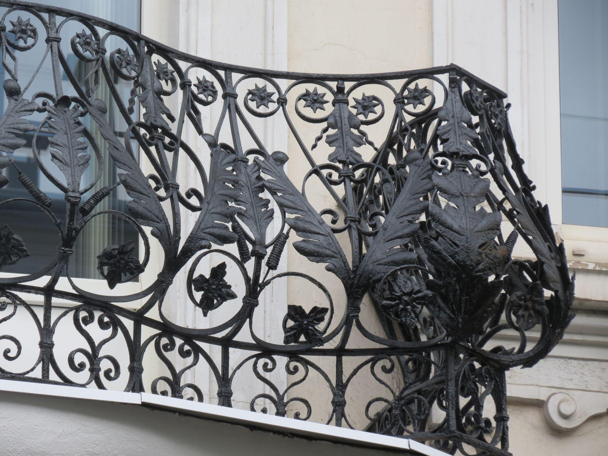 Новини Тернополя - фото з Реставрація за 300 тисяч: як виглядають оновлені балкони центральної міської бібліотеки