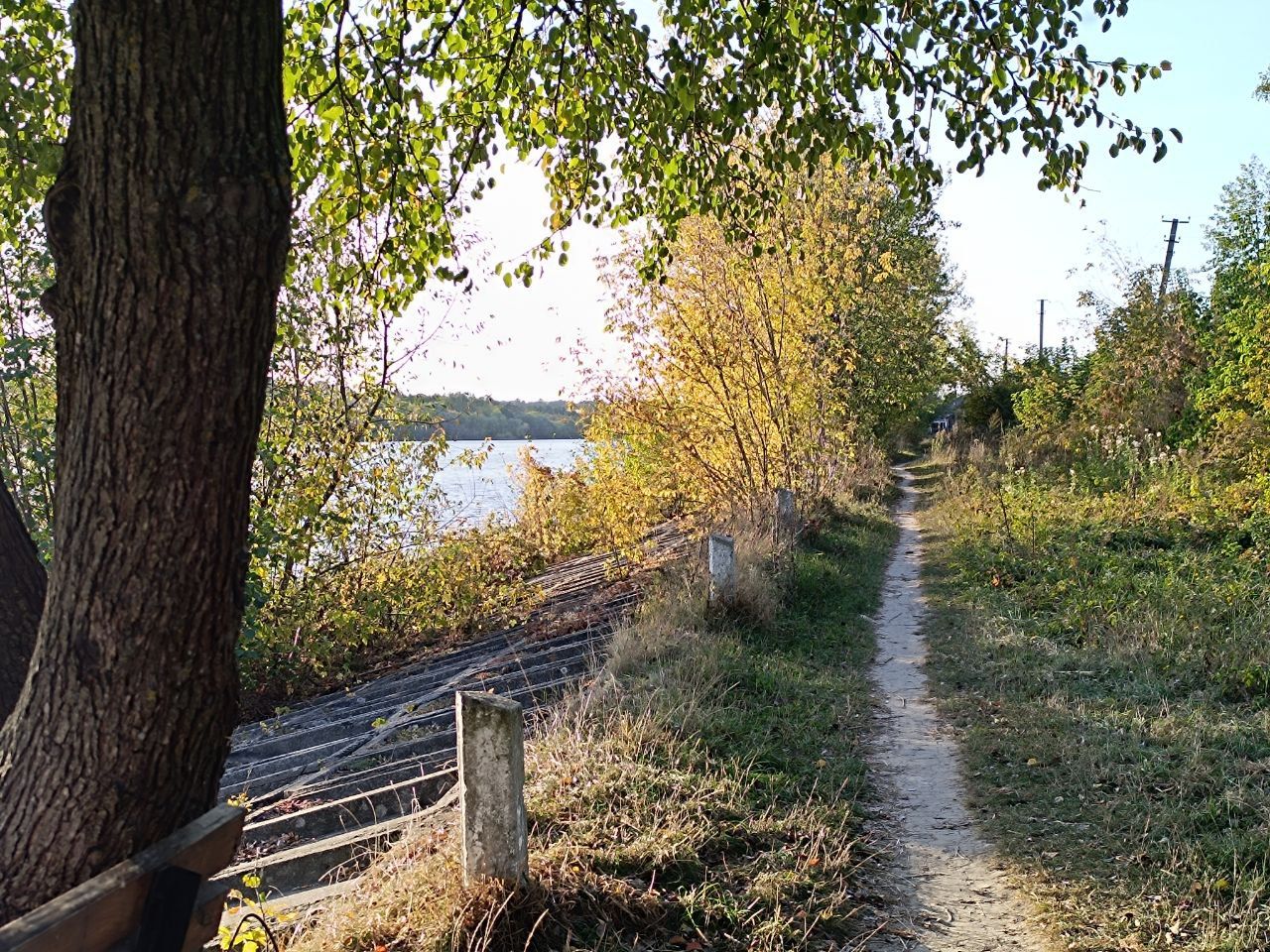 Новини Вінниці - фото з Знайшли чудовий варіант для осіннього відпочинку: Затишний «Ільківський став» у Горбанівці