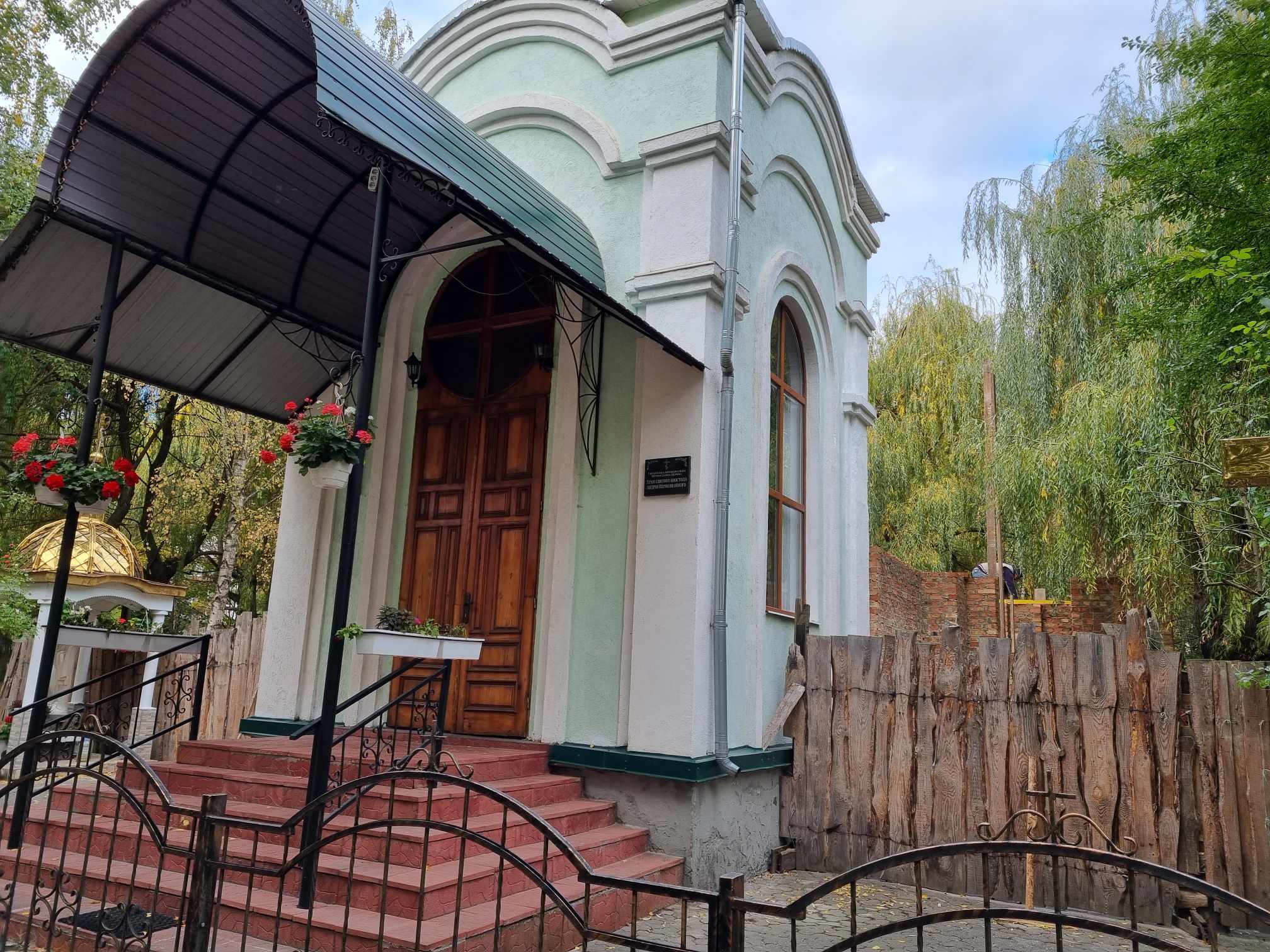 Новини Тернополя - фото з Під час війни зводять нову церкву на Куліша. Що ж не так із рішеннями на будівництво?