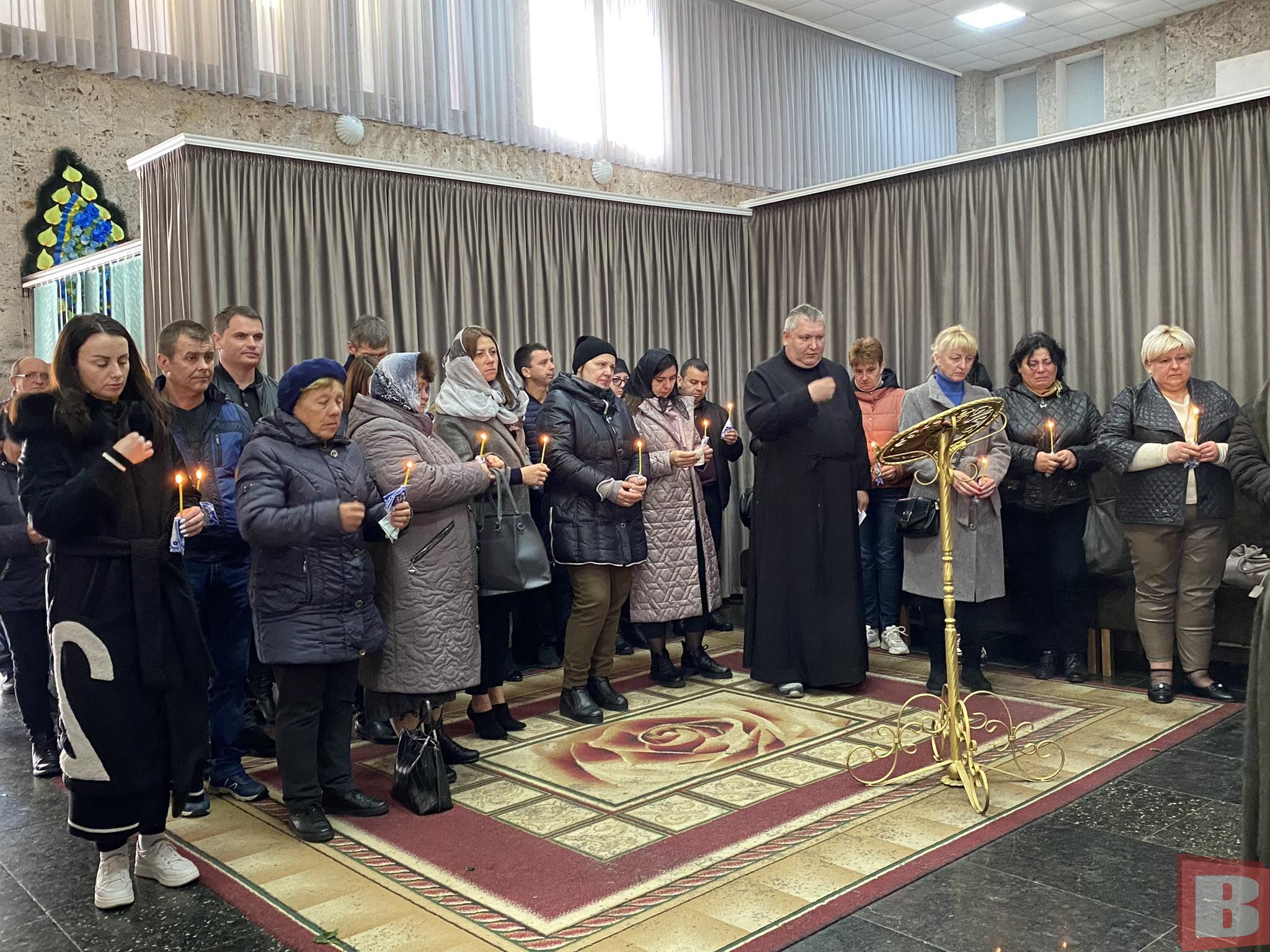 Новини Хмельницького - фото з У Хмельницькому попрощалися із Тарасом Носовим. Без батька залишився син