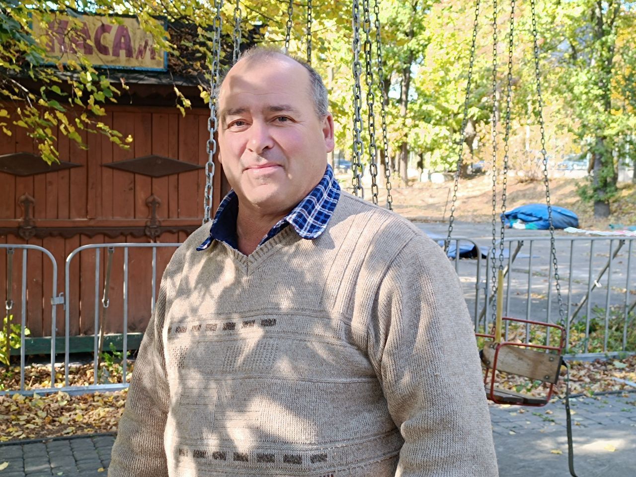 Новини Вінниці - фото з Зношує по три пари взуття за сезон. Як «дядя Толя» зробив щасливими 400 тисяч дітей