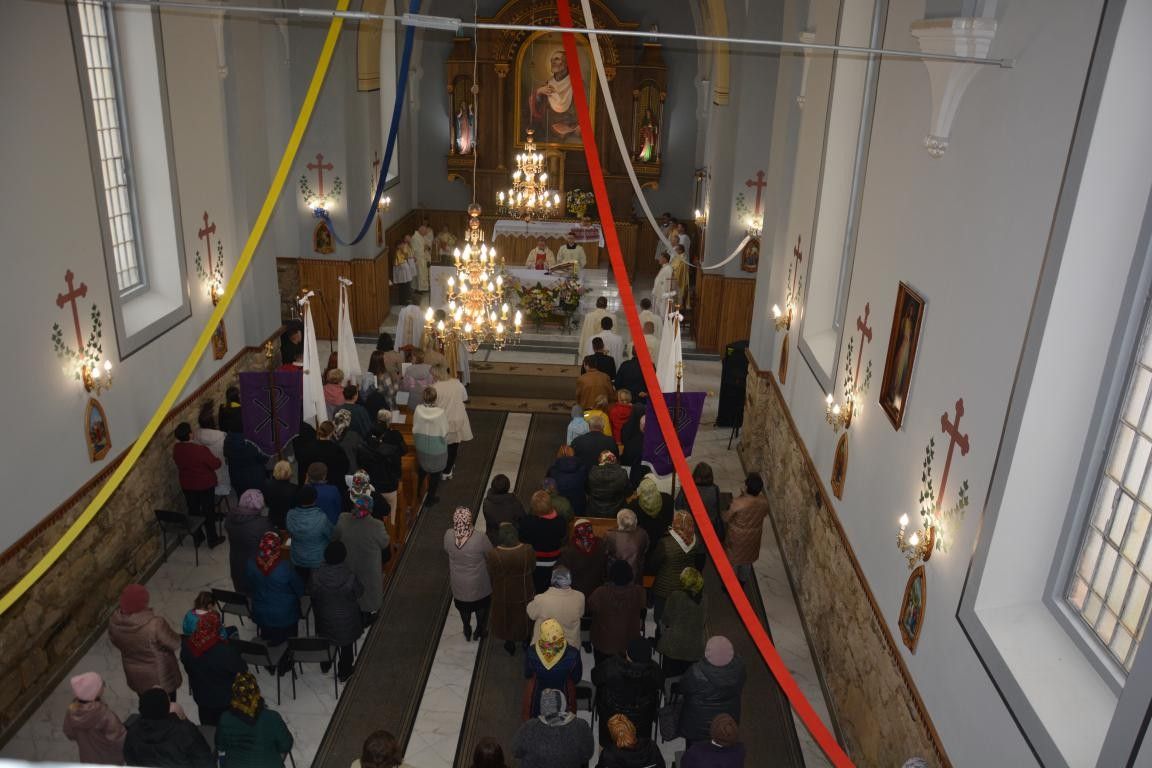Новини Тернополя - фото з У с.Лошнів відзначили 150-річчя з дня заснування костелу