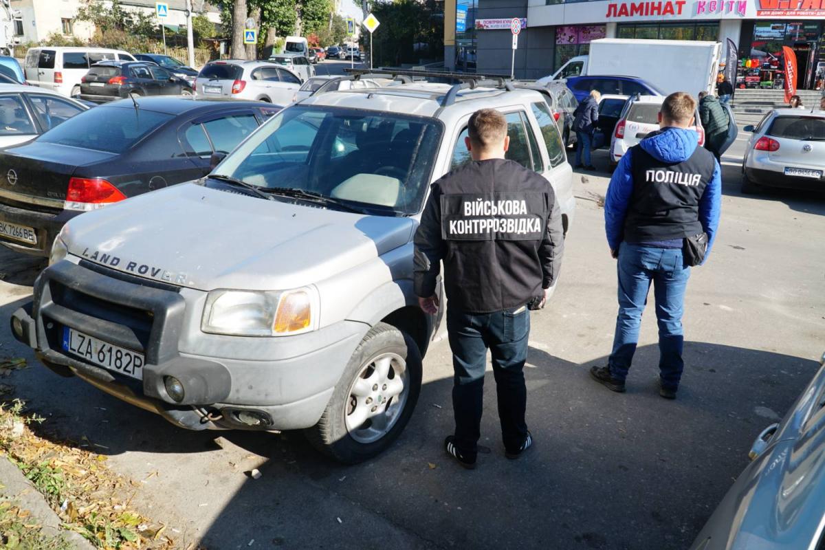 Новини Тернополя - фото з Затримали групу, яка продала 50 авто, котрі привезли з-за кордону для ЗСУ