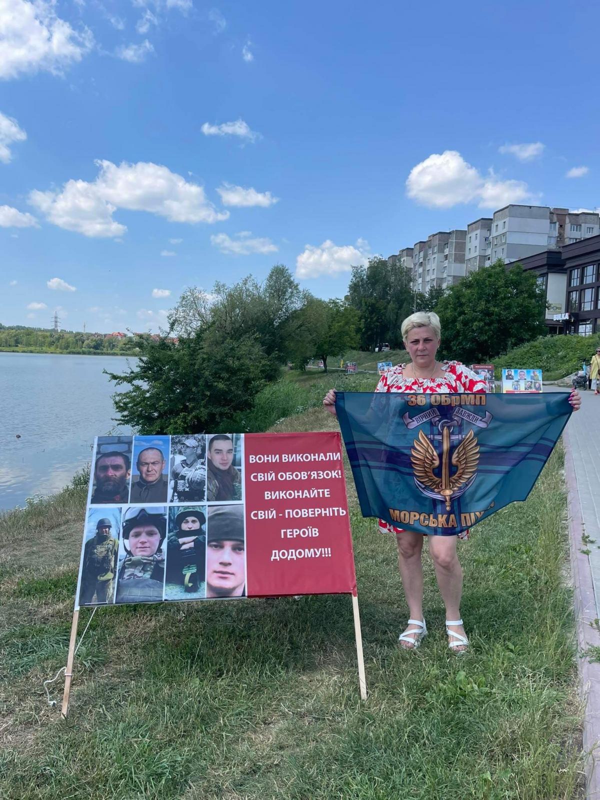 Новини Хмельницького - фото з Історії матерів з Хмельниччини, які чекають полонених синів додому