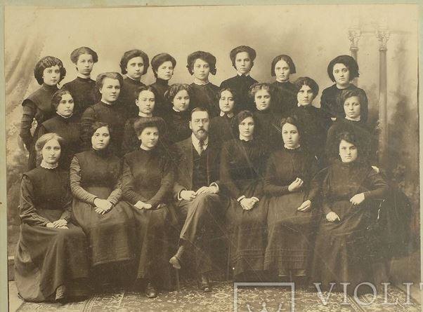 Новини Вінниці - фото з Від жіночої гімназії до ліцею: столітня історія вінницької школи №2