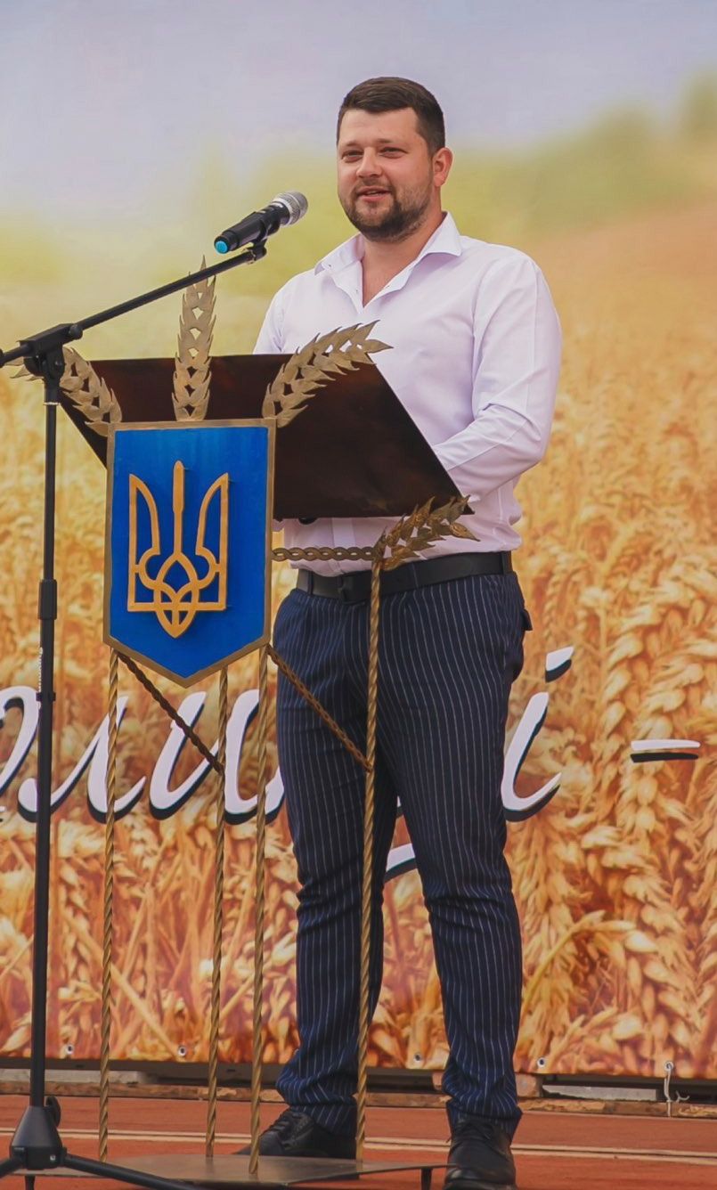 Новини Хмельницького - фото з Від “Ліги сміху” до танкової бригади. Історія гумориста із Хмельниччини