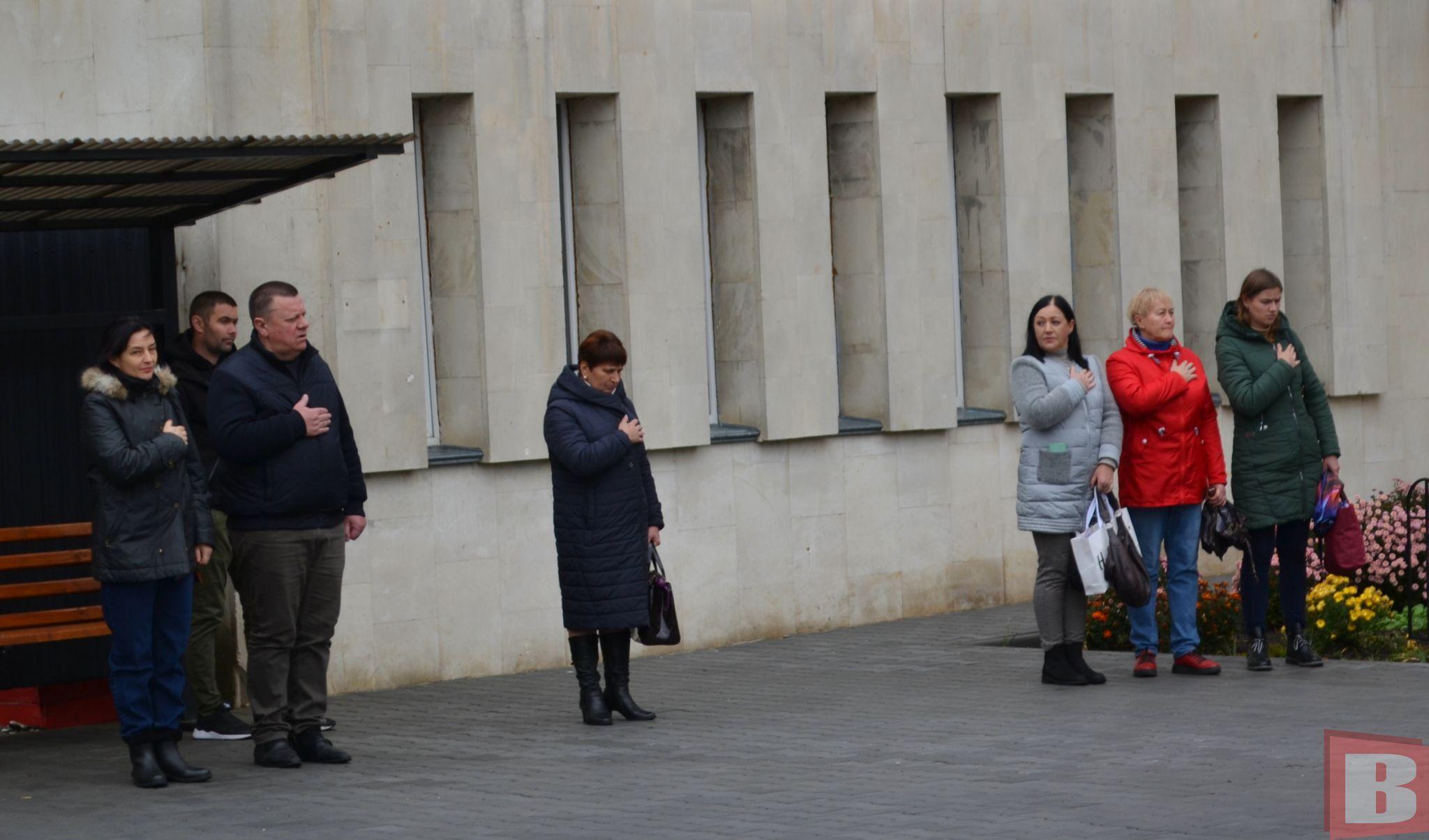 Новини Хмельницького - фото з “Всього раз побачив маленьку донечку”. Хмельницький попрощався з воїном Олексієм Чернявським