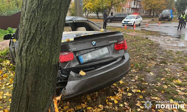 Новини Житомира - фото з У центрі Коростеня після зіткнення двох автівок загинула жінка, ще двоє людей травмовано