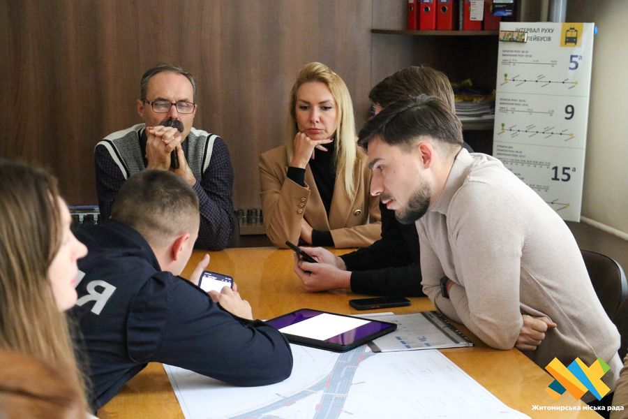 Новини Житомира - фото з У міськраді обговорили розробку веломаршрутів міста