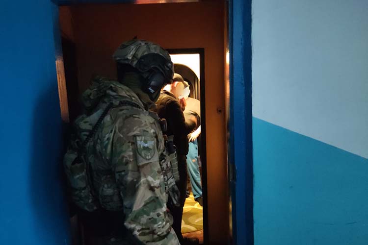 Новини Тернополя - фото з Правоохоронці викрили групу, яка у Тернополі продавала підроблені долари