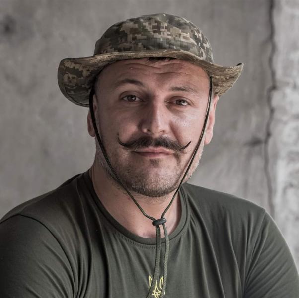 Новини Тернополя - фото з «В укритті танцюємо під пісню про пса Патрона чи як Венздей Аддамс». Дружина військового з Тернопільщини допомагає дітям пережити війну