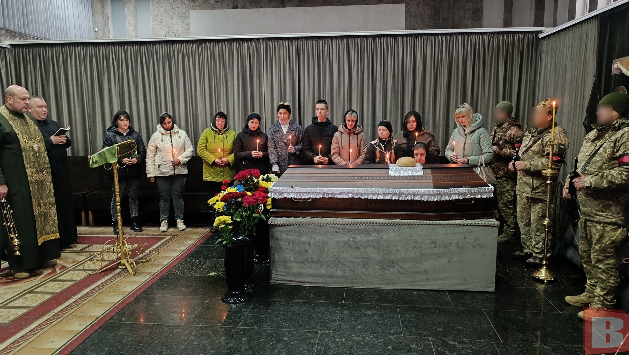 Новини Хмельницького - фото з Тіло шукали понад рік. Попрощалися з Дмитром Варіним, який загинув на Донеччині