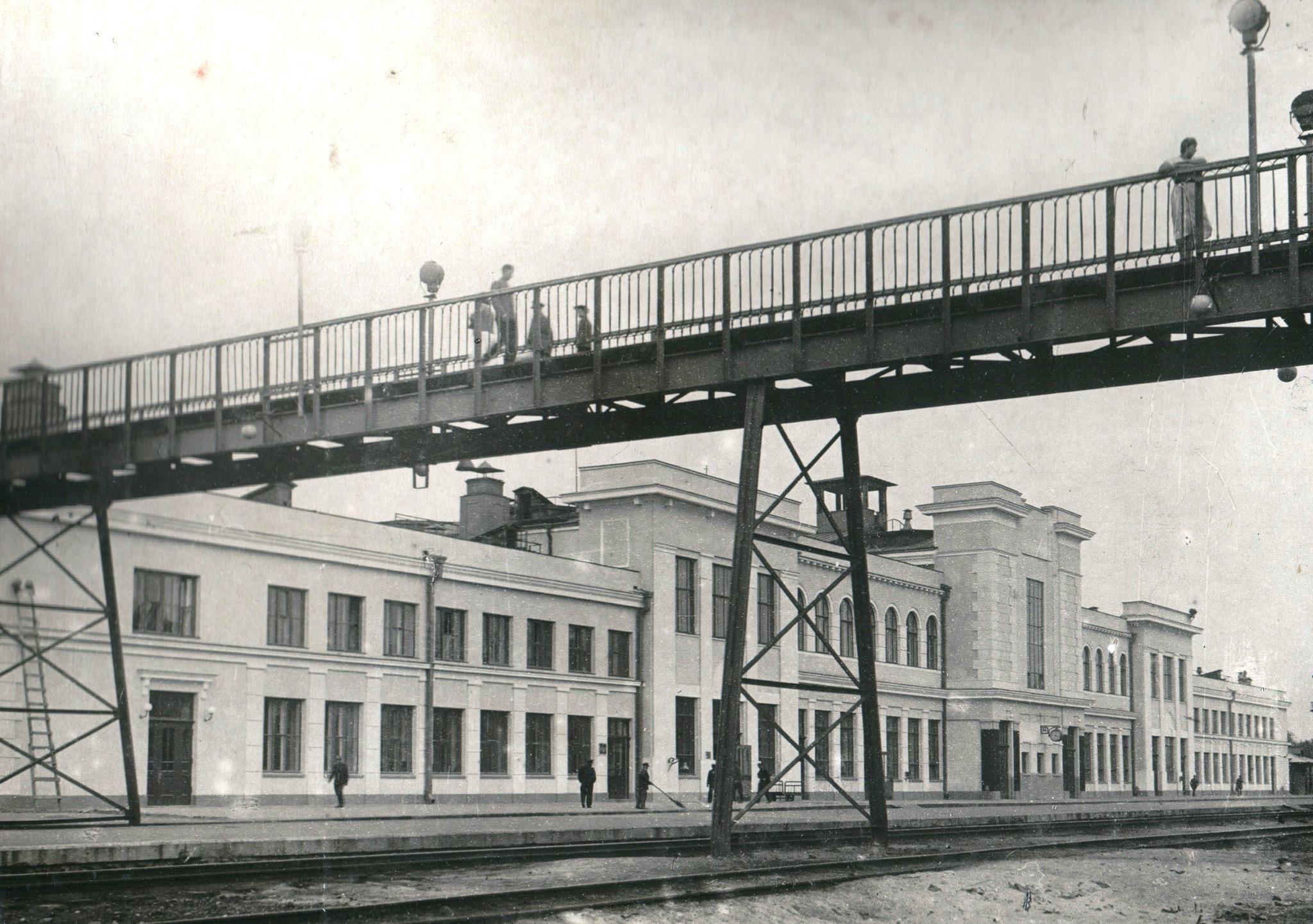 Новини Вінниці - фото з Це була дерев’яна будівля з єдиною колією. Про історію вінницького залізничного вокзалу