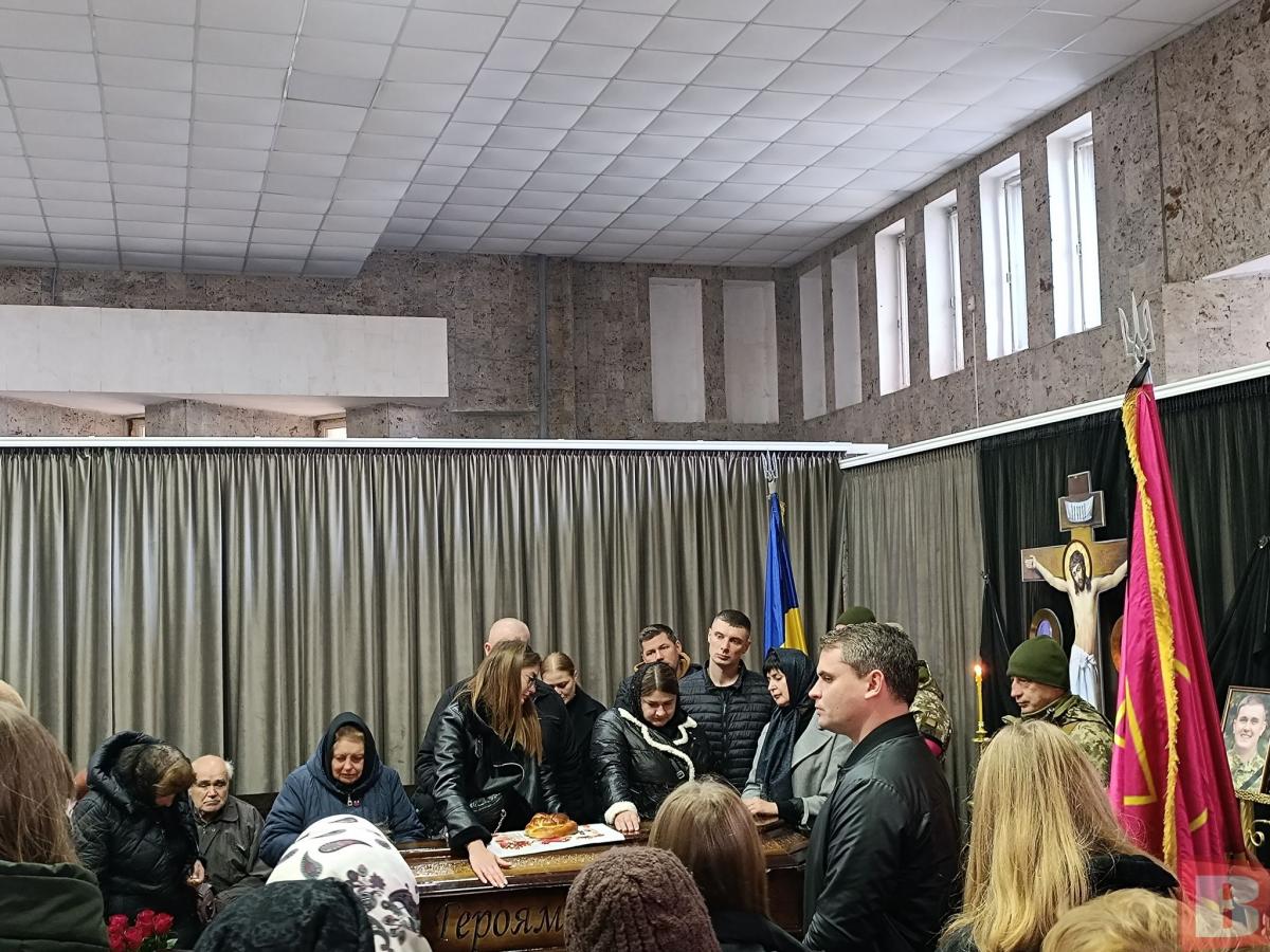 Новини Хмельницького - фото з Хмельничани попрощались з 27-річним військовим Юрієм Возним