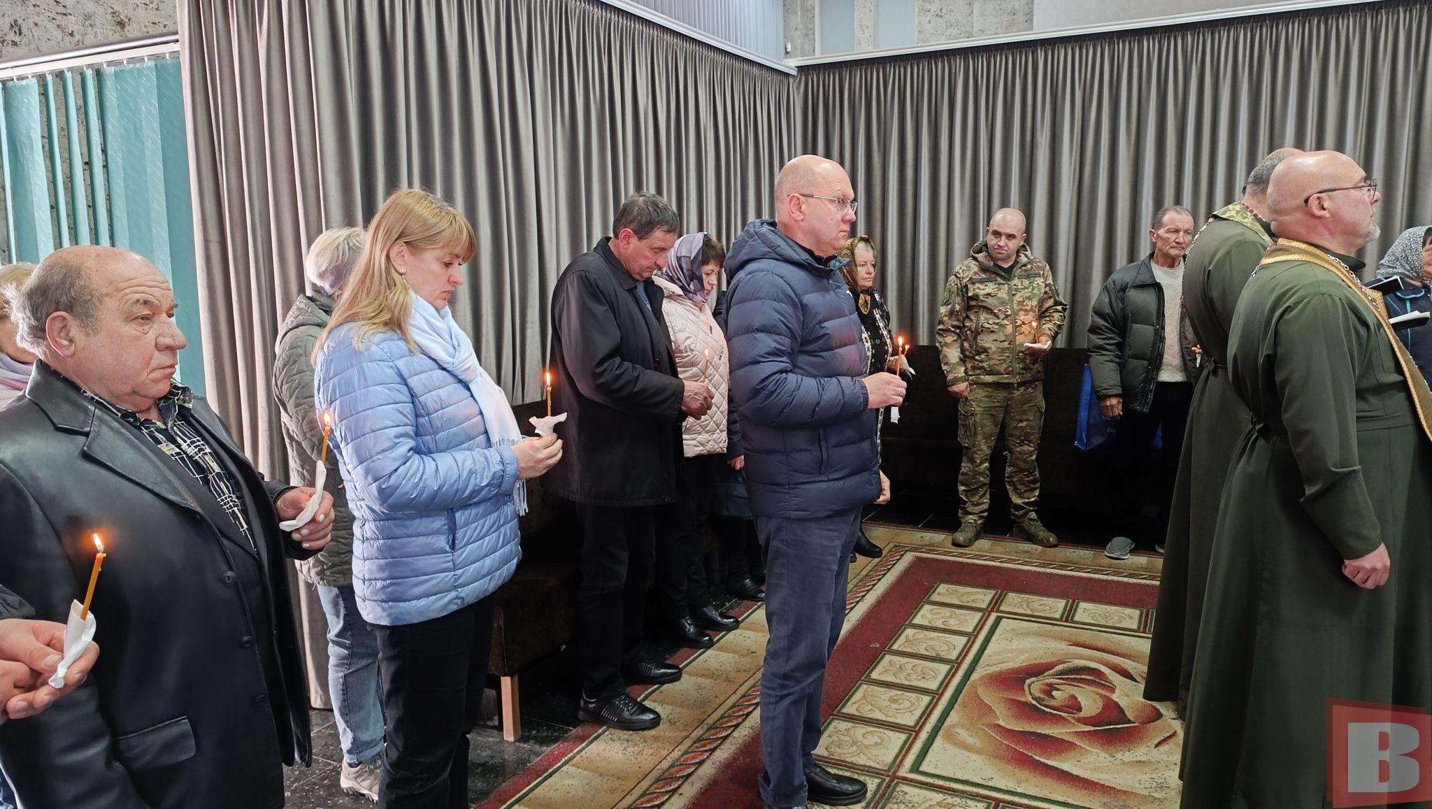 Новини Хмельницького - фото з У Хмельницькому попрощалися з луганчанином Олександром Прядкою, який загинув на війні