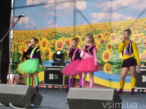 Як святкують День Конституції в Хмельницькому: всі події, фото №3 на сайті vsim.ua