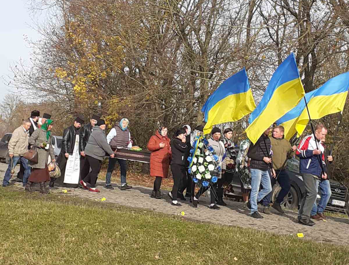 Новини Хмельницького - фото з Дев'ятеро захисників з Хмельниччини навіки стали Героями. Ким вони були?